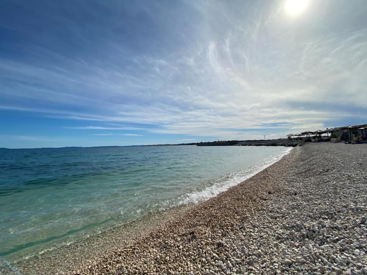 Apartmani Villa Adriatic Vir Eksteriør bilde