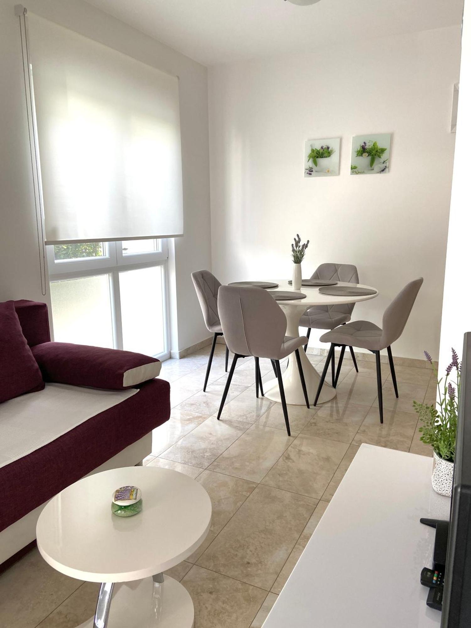 Apartmani Villa Adriatic Vir Eksteriør bilde