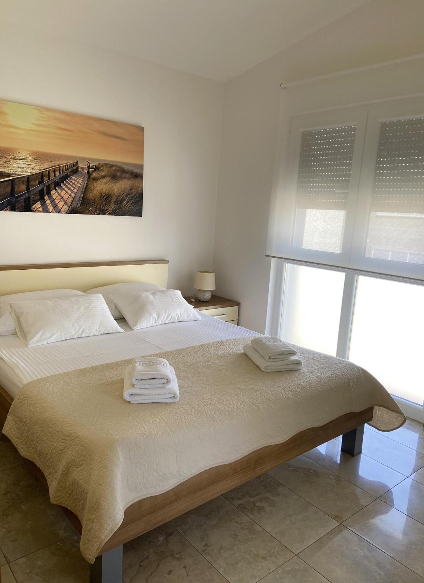 Apartmani Villa Adriatic Vir Eksteriør bilde